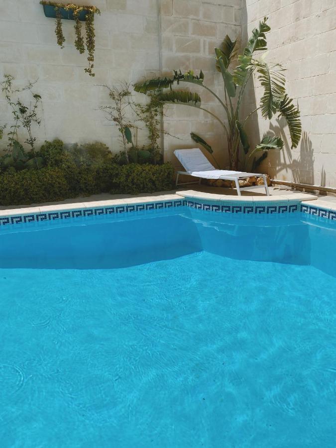 Tonella Mellieħa