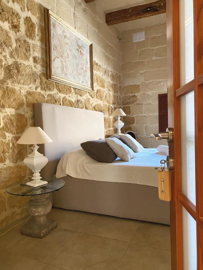 Tonella Bed & Breakfast