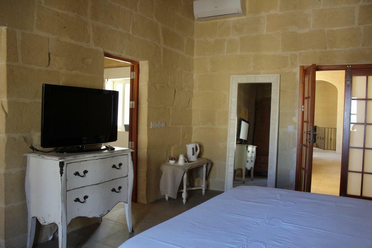 Tonella Bed & Breakfast